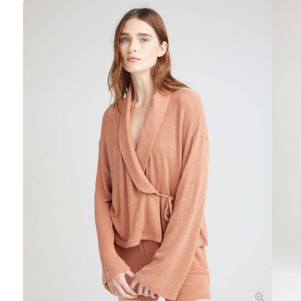 Richer Poorer Bounce Knit Wrap Top Shawl collar and Bell sleeves Large